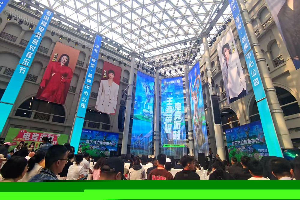 JDG不敌T1止步四强，中国战队无缘会师决赛