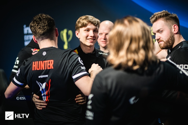 在今日LCS季后赛阶段，C9以3-0横扫FLY挺进决赛，并成功拿到了LCS联赛的第一个2023MSI名额